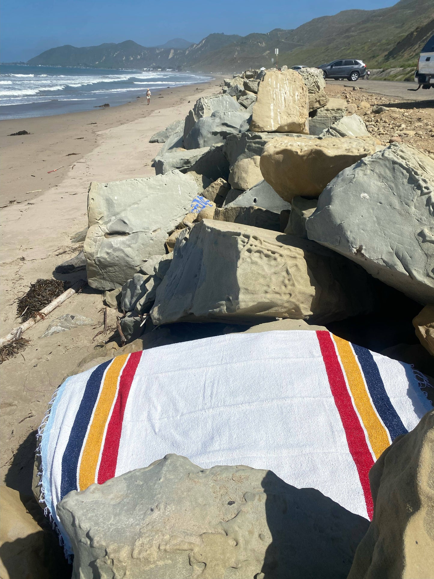 Vintage Camp Throw — Reclaimed-Fiber Woven Blanket (73" × 48")