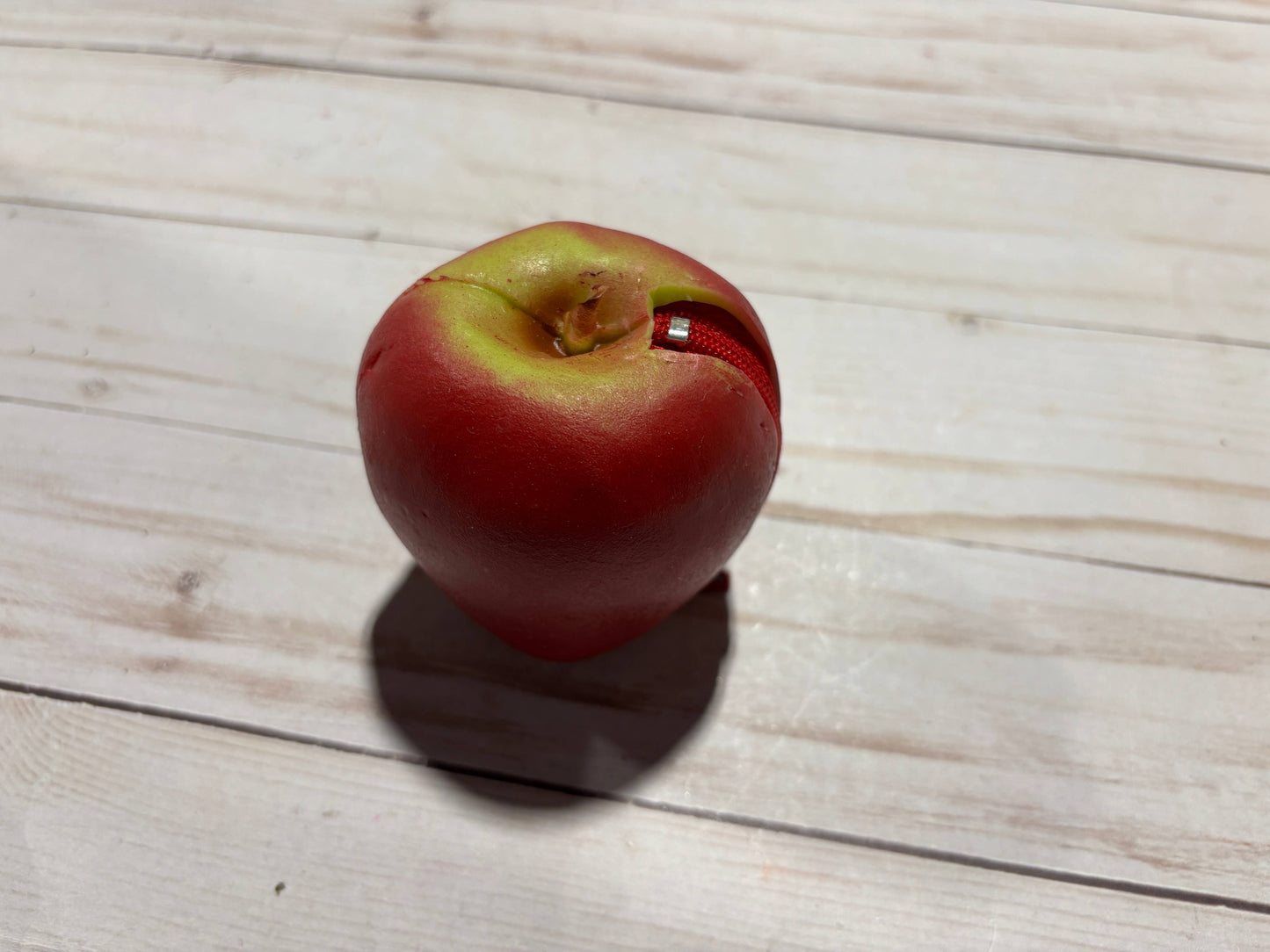 Gag Gift Coin Purse — Apple