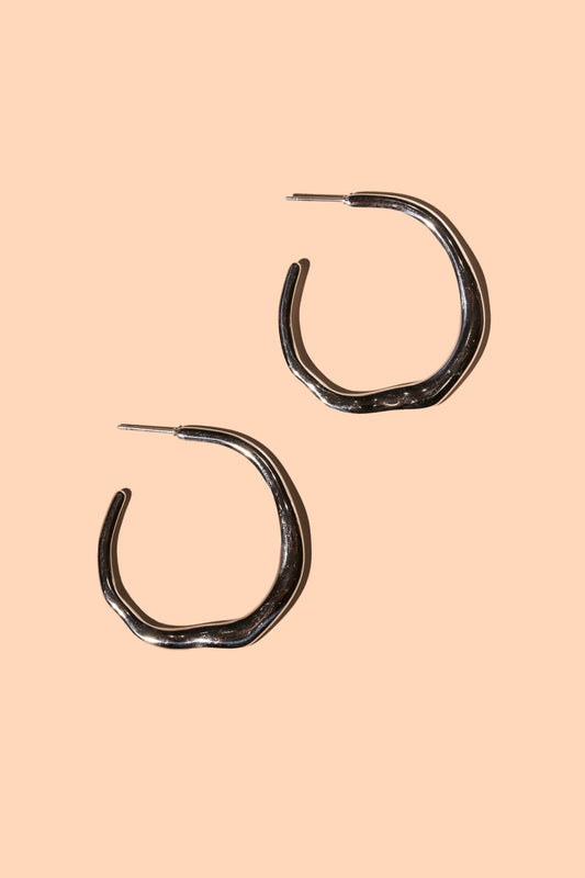 Peter and June - Oliver Hoops - Dear John