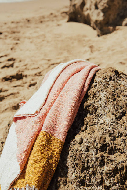 Sunrise Throw — Reclaimed-Fiber Woven Blanket (73" × 48")