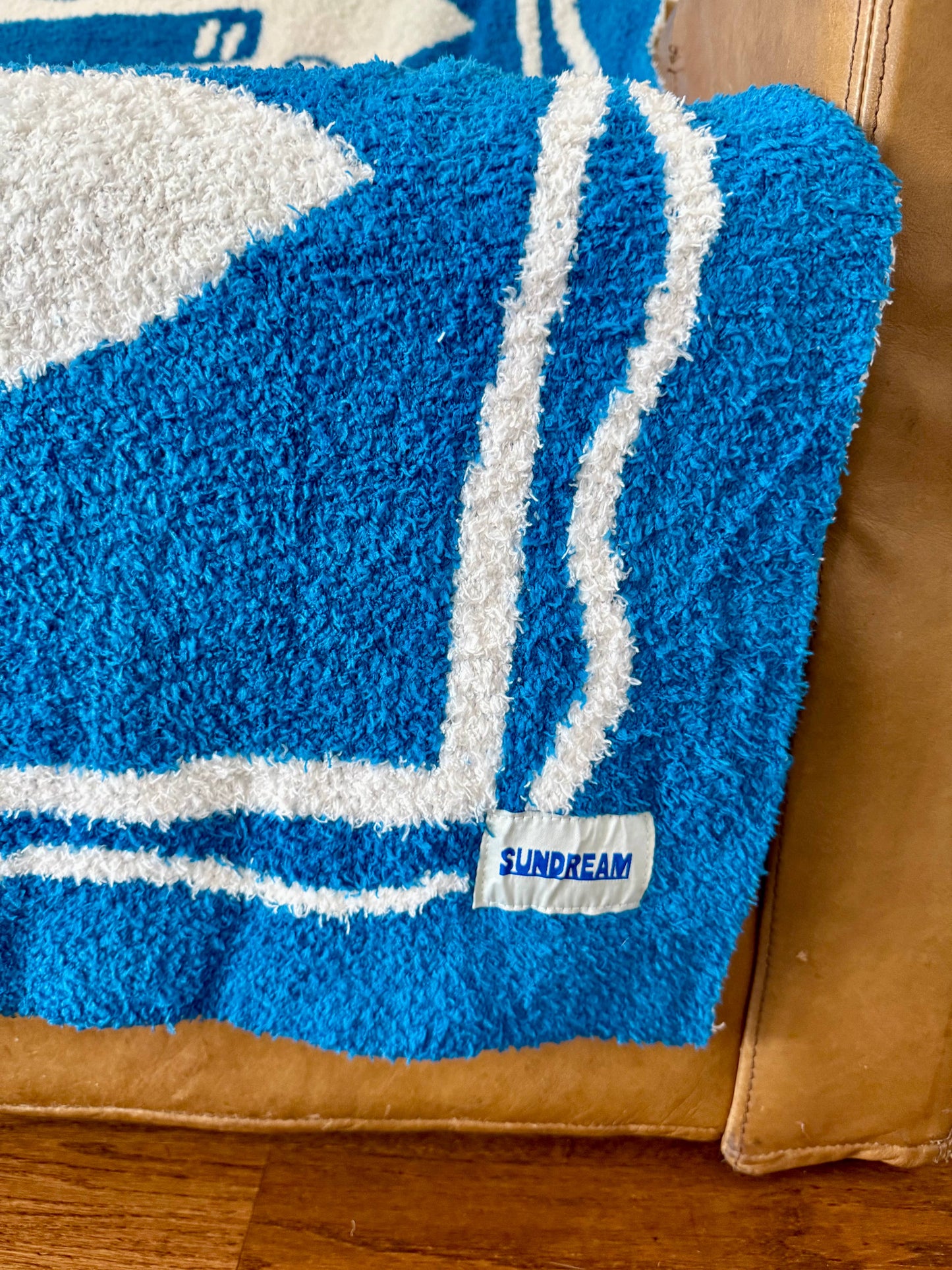 Sundream DreamPlush™ Throw — Cloud-Soft Cozy (50" × 60")