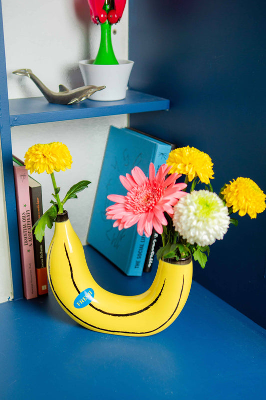 Banana-Shaped Vase — Double Opening, Vibrant Yellow