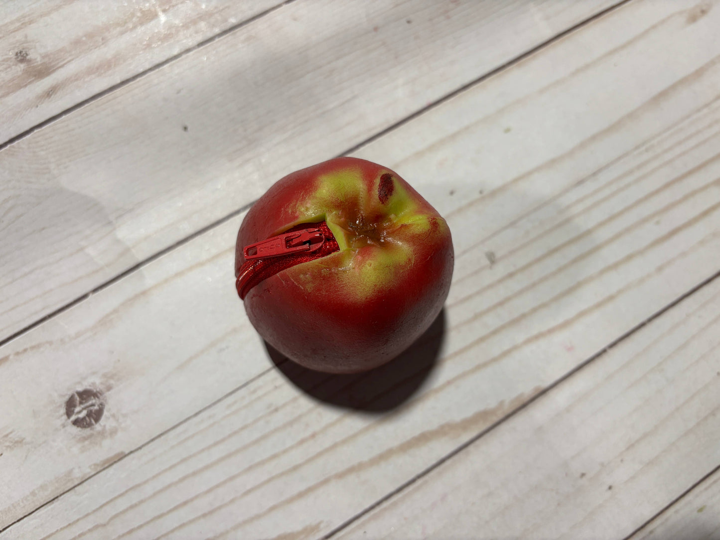 Gag Gift Coin Purse — Apple