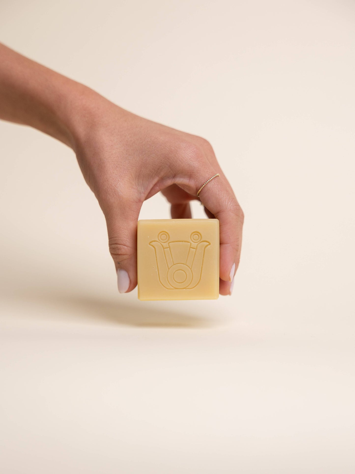 MELLOW - Soothing Colloidal Oats + Chamomile Soap
