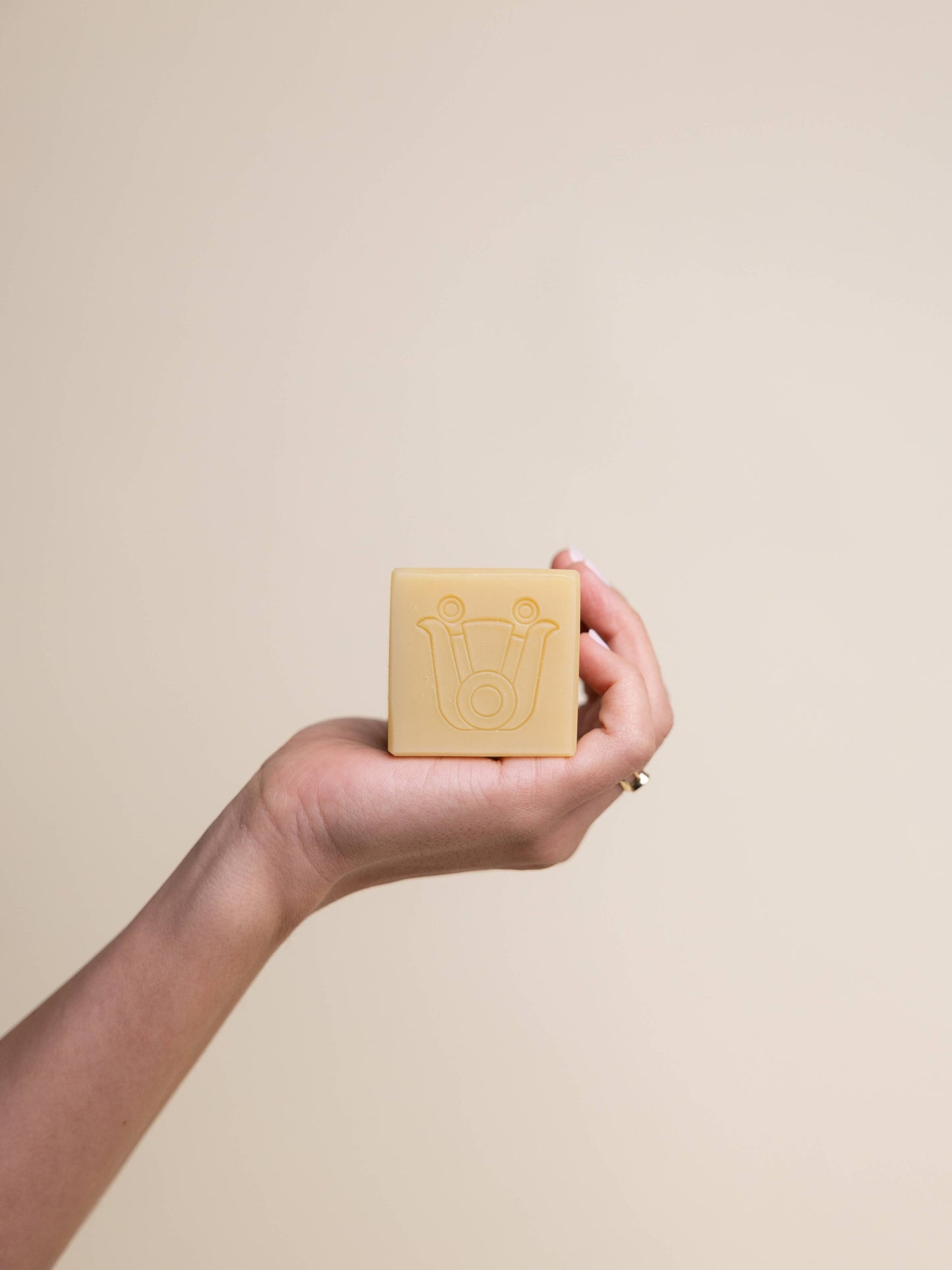 MELLOW - Soothing Colloidal Oats + Chamomile Soap