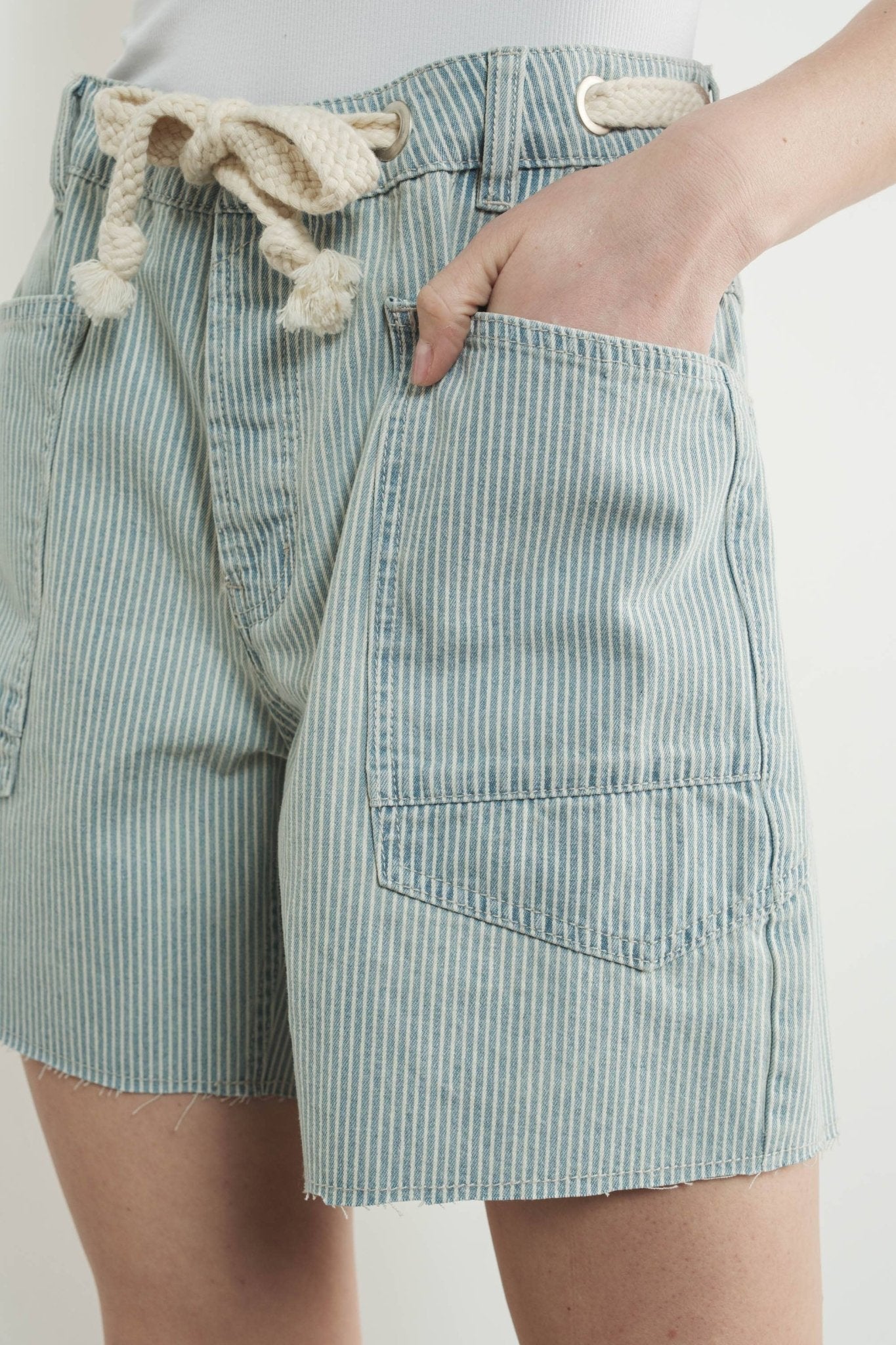 Aaron & Amber - MAP3104 VINTAGE WASHED BARREL DENIM SHORTS W/GROMMET WAIST - Dear John