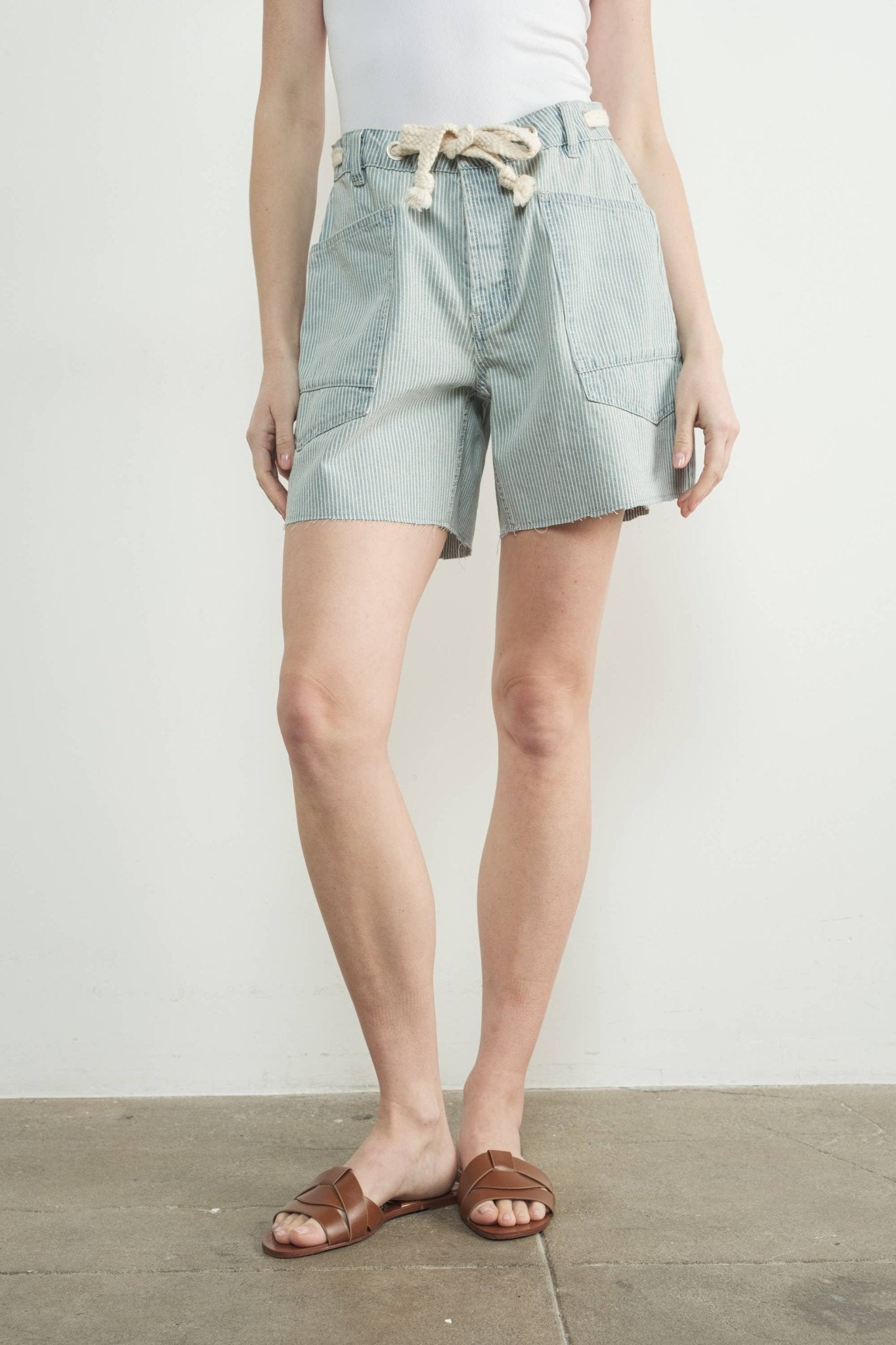 Aaron & Amber - MAP3104 VINTAGE WASHED BARREL DENIM SHORTS W/GROMMET WAIST - Dear John