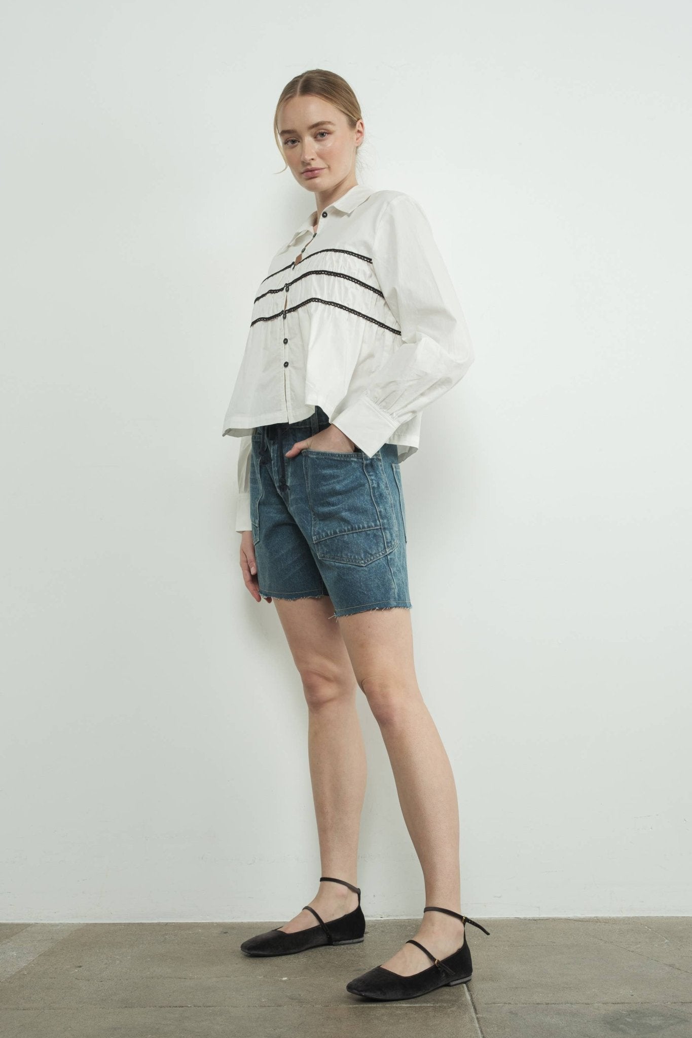 Aaron & Amber - MAP3104 VINTAGE WASHED BARREL DENIM SHORTS W/GROMMET WAIST - Dear John