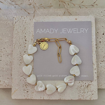 Amady Jewelry - Heart Shaped Pearl Shell Bracelet 18k gold plated - Dear John