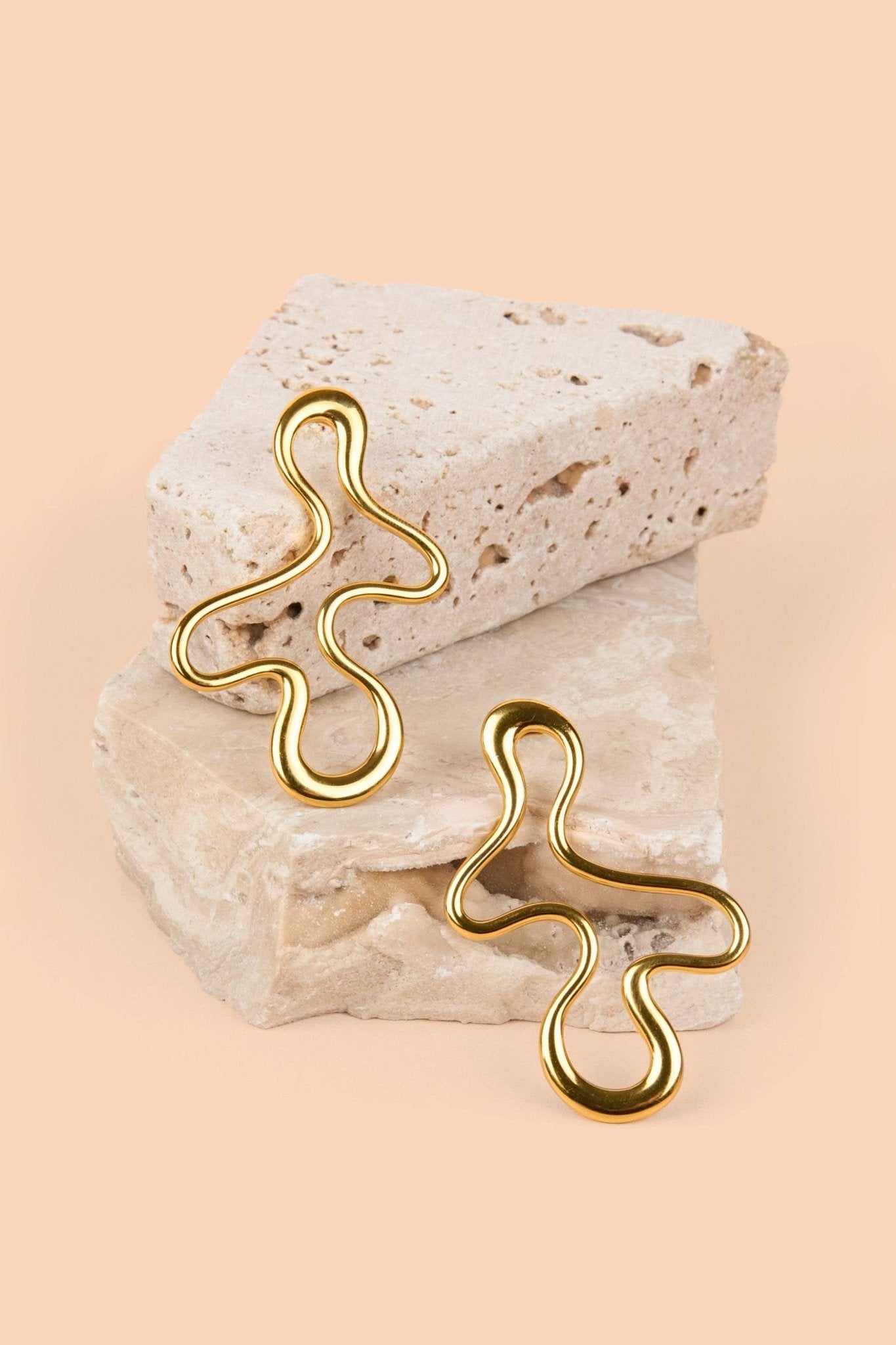 Amoeba Studs - Dear John