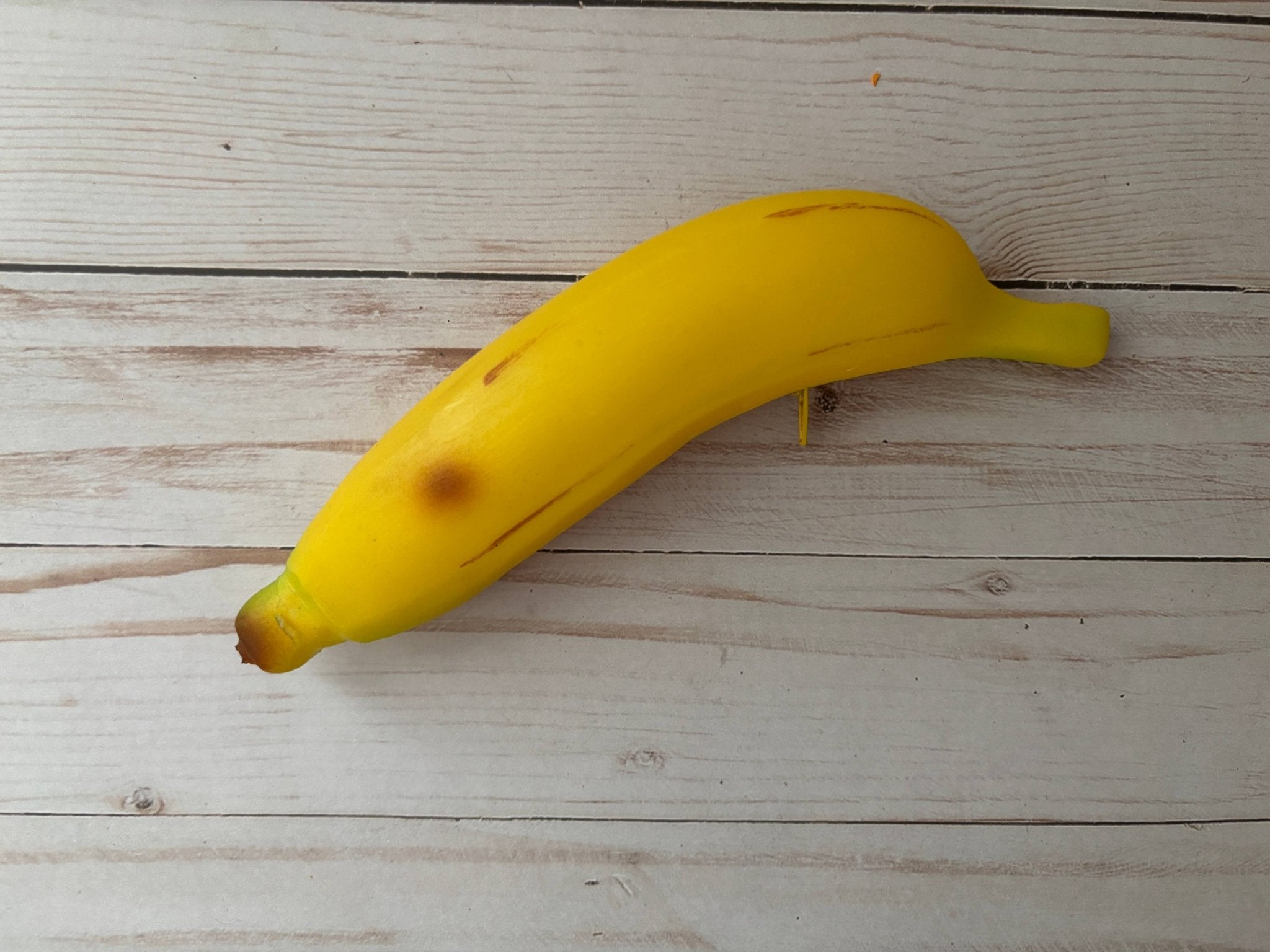 Banana Coin Purse — Zipper Closure - Dear John