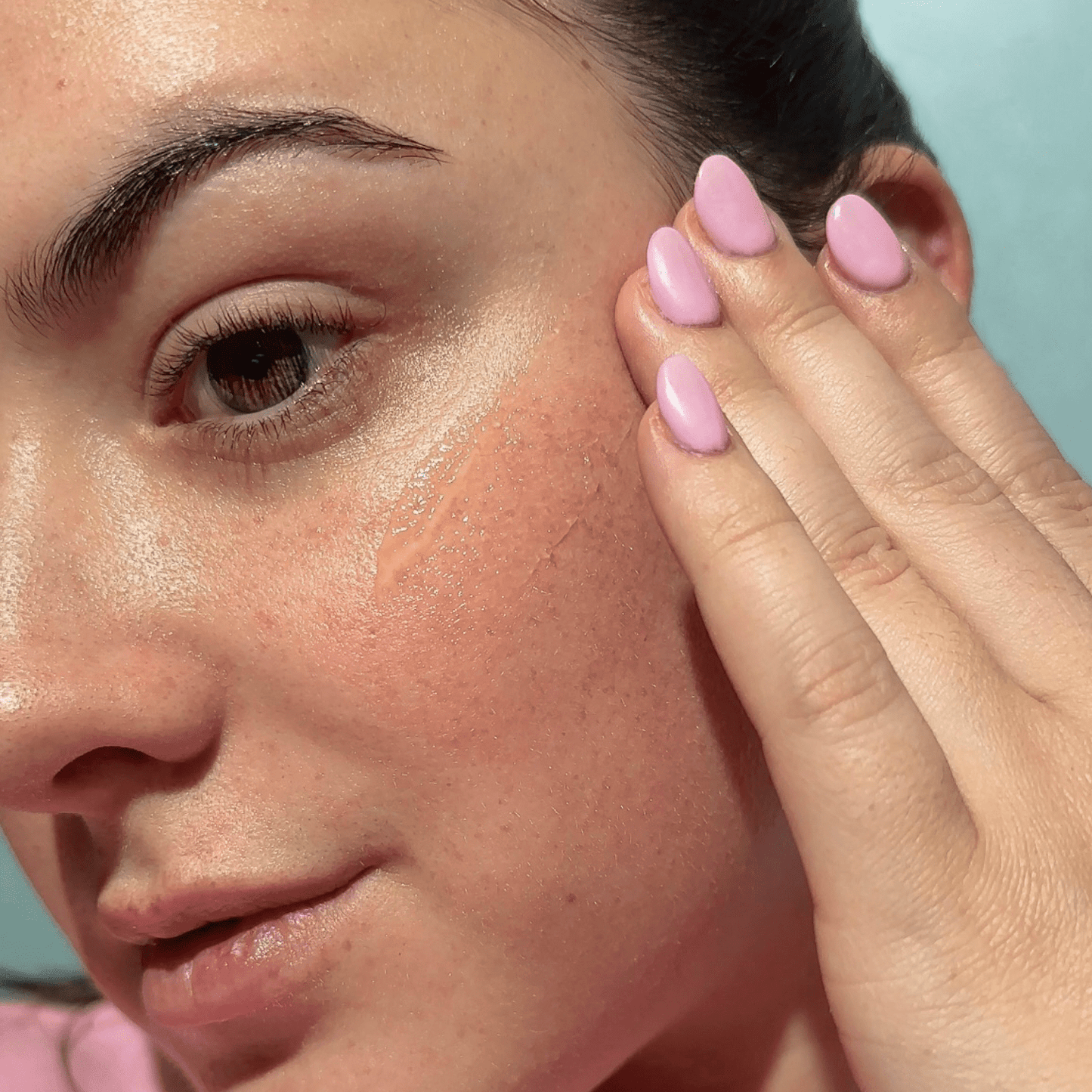 Bask SPF 40 Daily Invisible Gel Face Sunscreen - Dear John