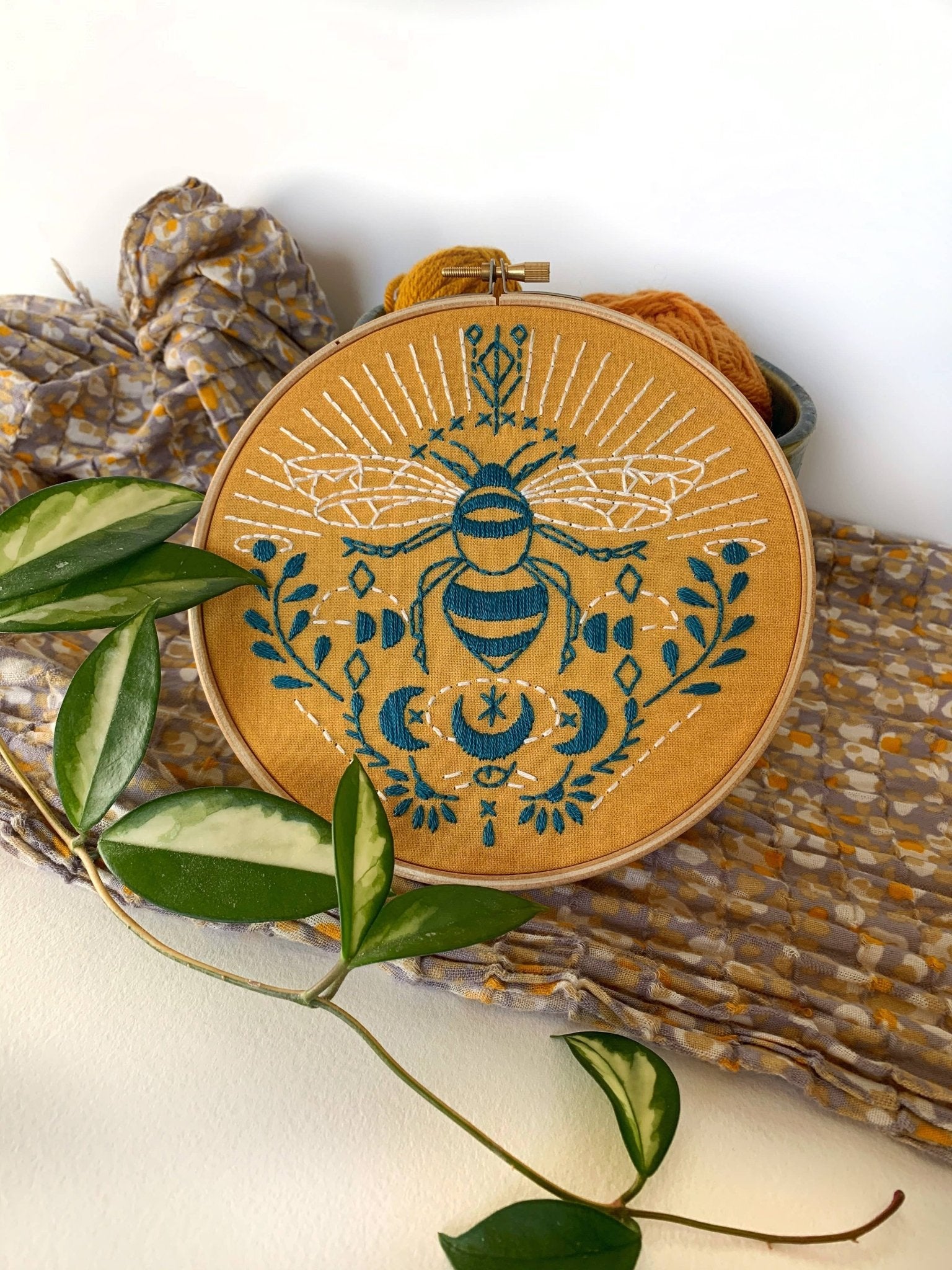 Bee Embroidery Kit - Dear John