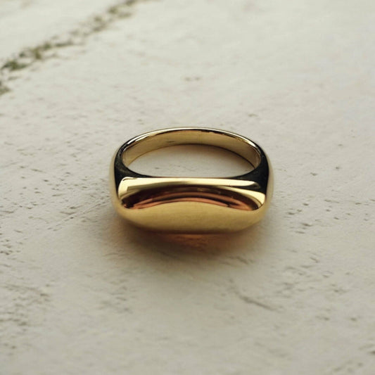 Boem Collection - Lumi Ring | Gold Modern Rectangular Ring - Dear John