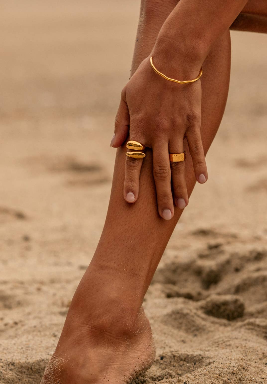 Boem Collection - Lumi Ring | Gold Modern Rectangular Ring - Dear John