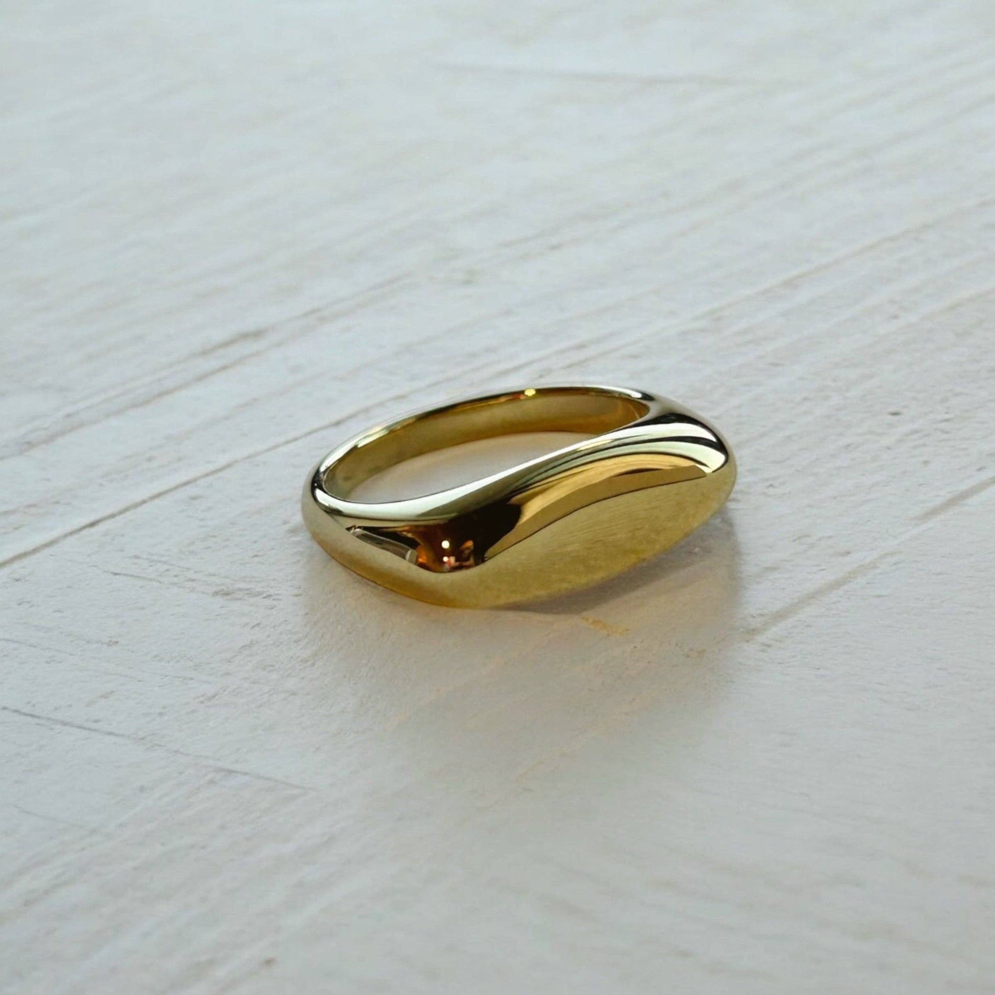 Boem Collection - Lumi Ring | Gold Modern Rectangular Ring - Dear John