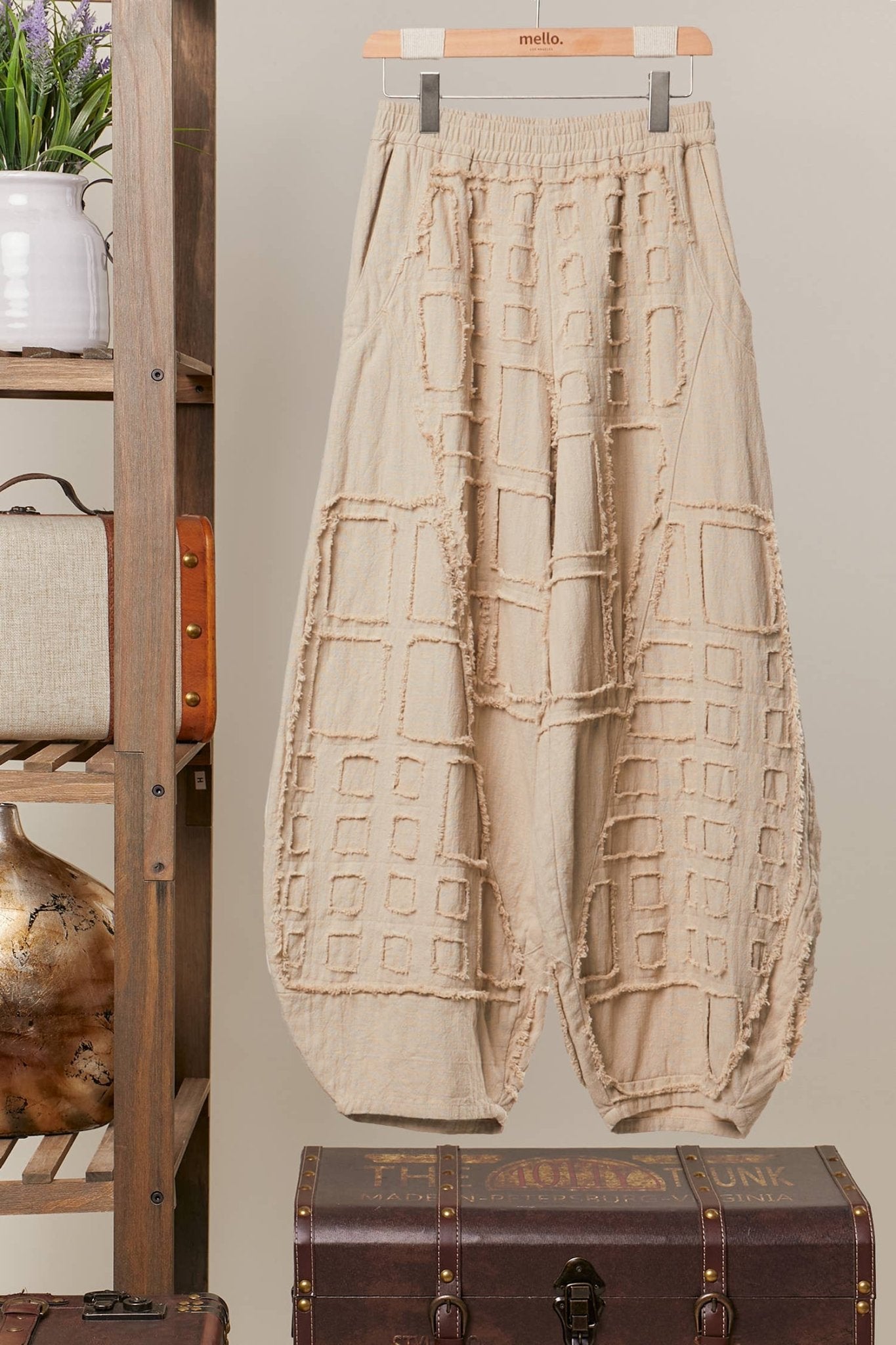 CASUAL BEIGE TEXTURED PANTS - Dear John