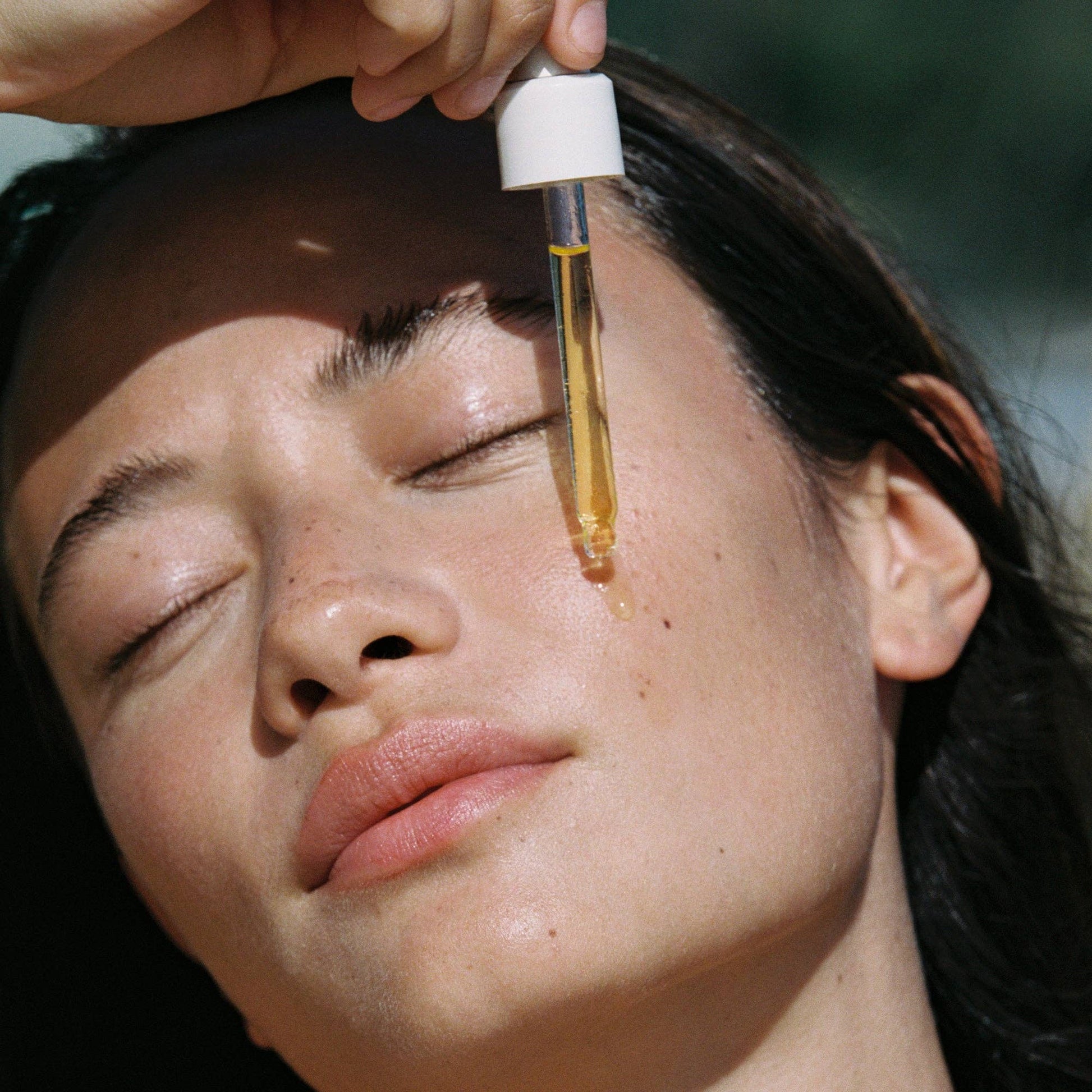 Herbivore Botanicals - NOVA Turmeric+ Niacinamide Bi - Phase Glow Facial Oil - Dear John