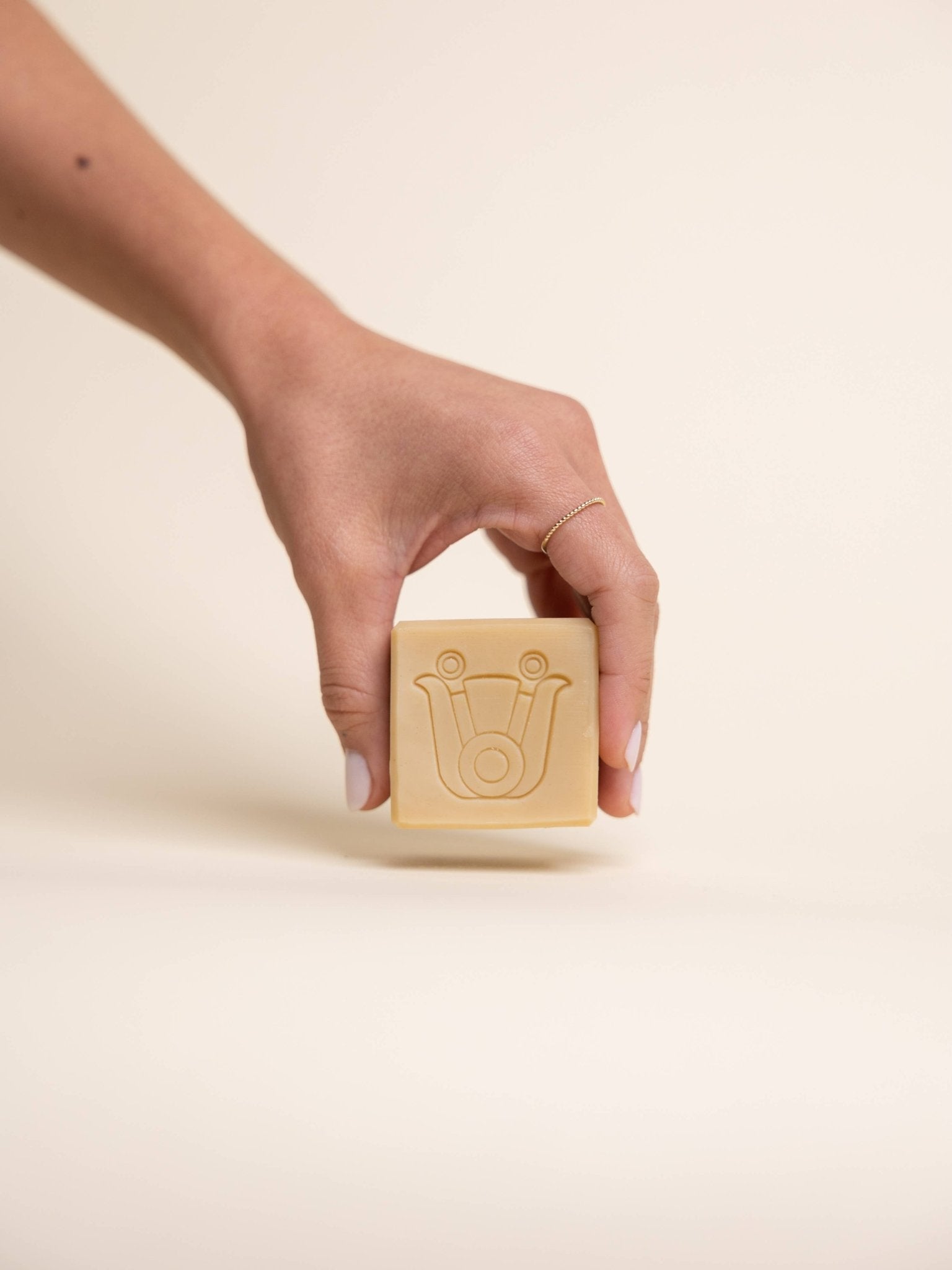 IMMORTAL - Antioxidant - rich Rhassoul Clay + Frankincense - Dear John