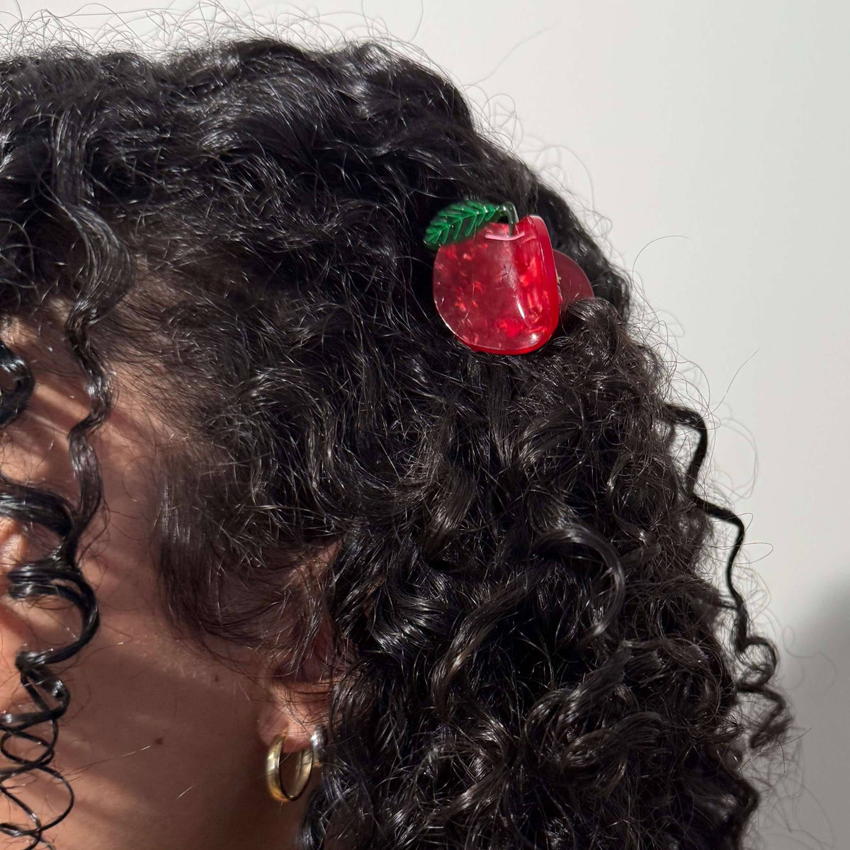 Jenny Lemons - Mini Red Apple Hair Claw Clip - Dear John