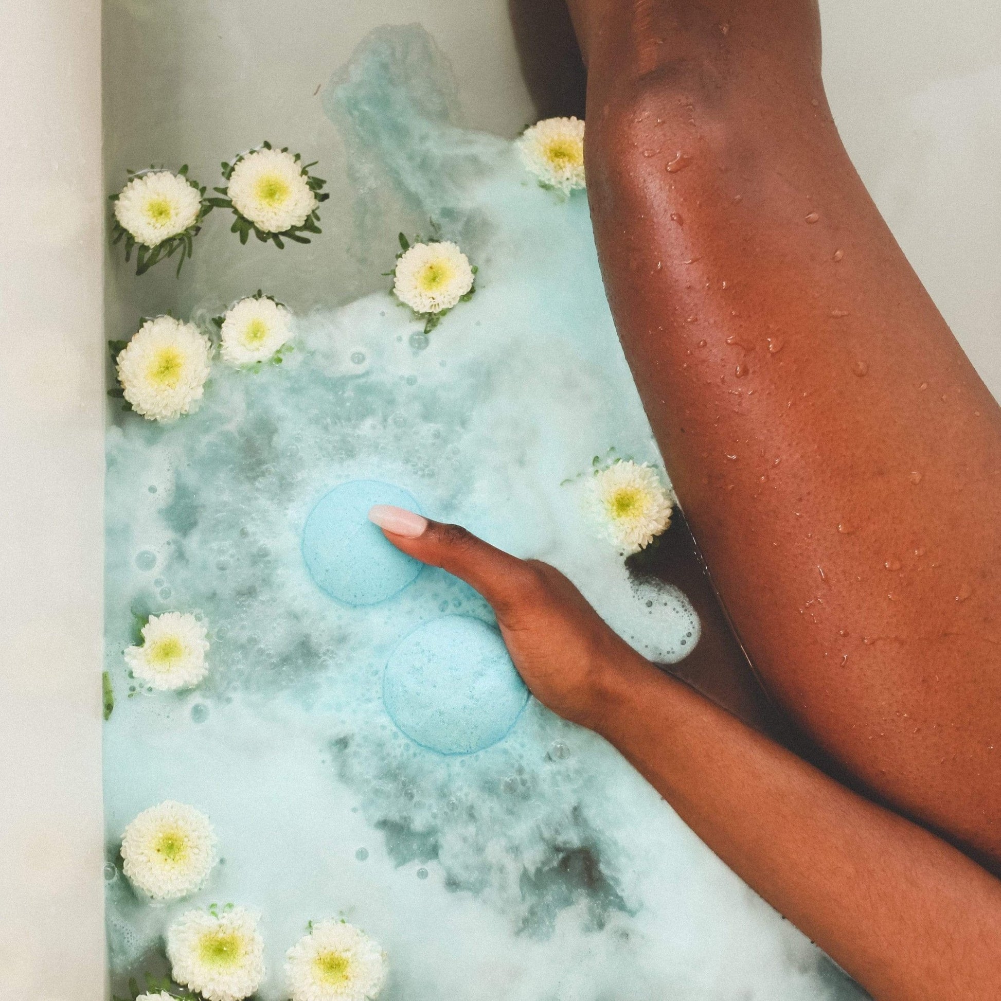 Kush Queen CBD - Relax 250mg Bath Bomb - Dear John