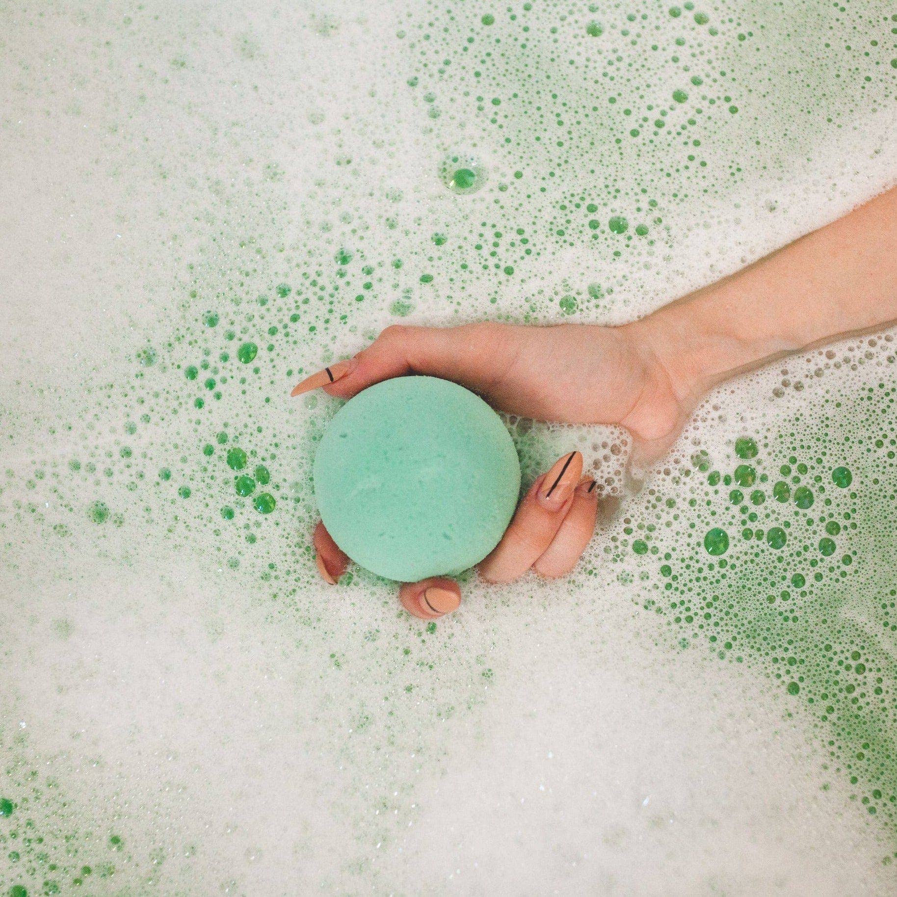 Kush Queen CBD - Relieve 250mg Bath Bomb - Dear John