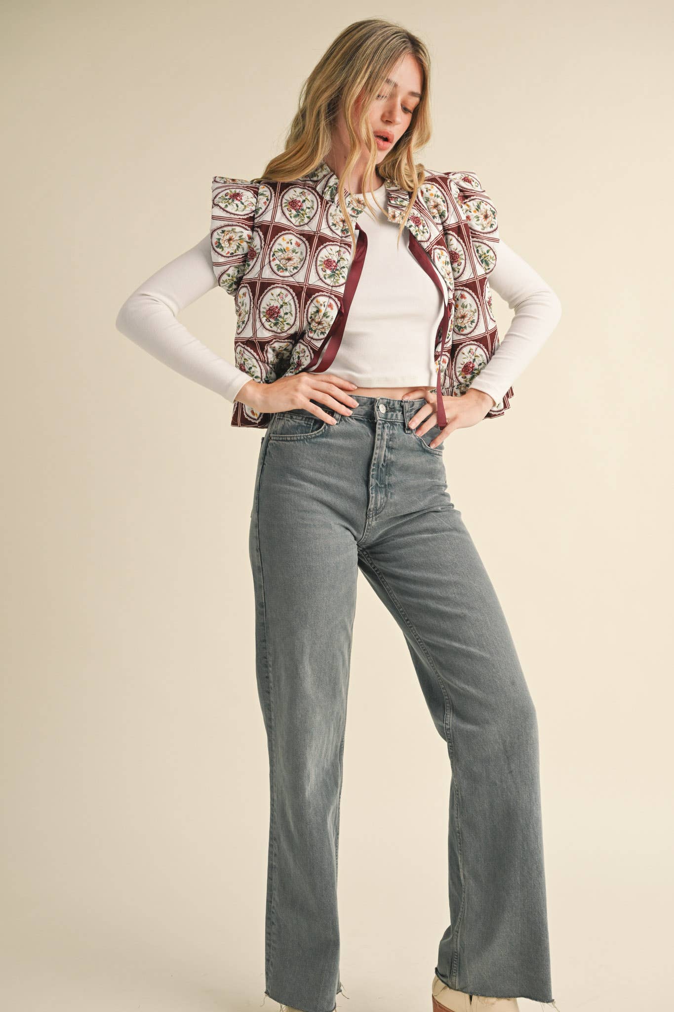 &MERCI - EXCLUSIVE PRINT FLUTTER SLEEVE FLORAL PUFF VEST - Dear John