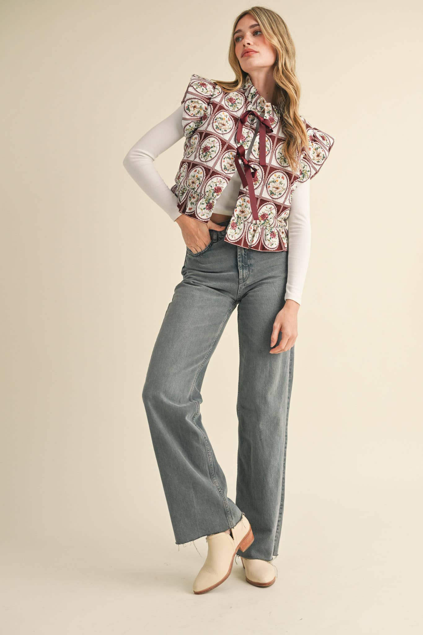 &MERCI - EXCLUSIVE PRINT FLUTTER SLEEVE FLORAL PUFF VEST - Dear John
