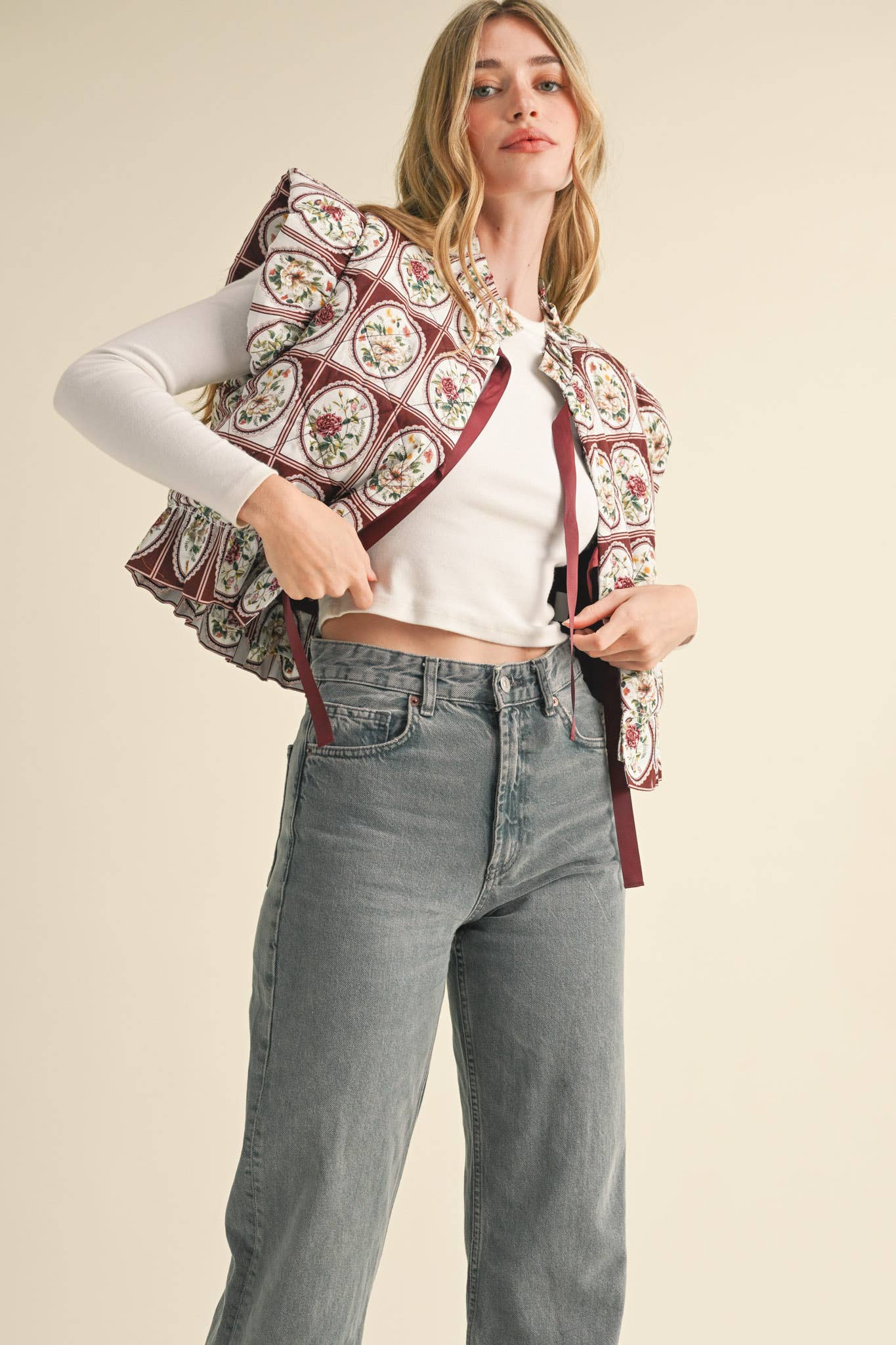 &MERCI - EXCLUSIVE PRINT FLUTTER SLEEVE FLORAL PUFF VEST - Dear John