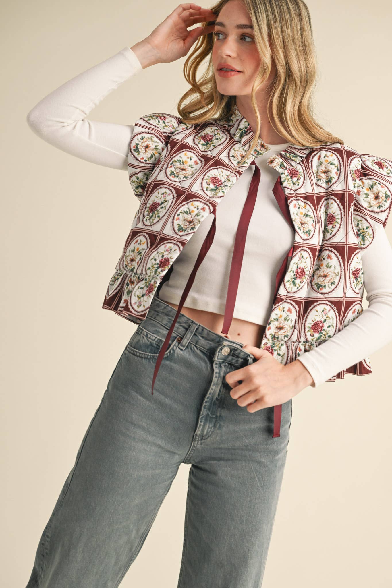 &MERCI - EXCLUSIVE PRINT FLUTTER SLEEVE FLORAL PUFF VEST - Dear John