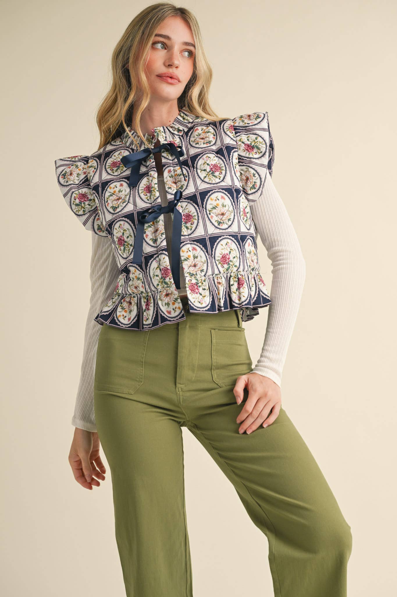 &MERCI - EXCLUSIVE PRINT FLUTTER SLEEVE FLORAL PUFF VEST - Dear John