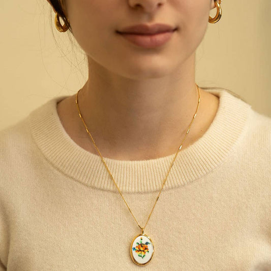 Needlepoint Flower Vintage Cameo Necklace - Dear John