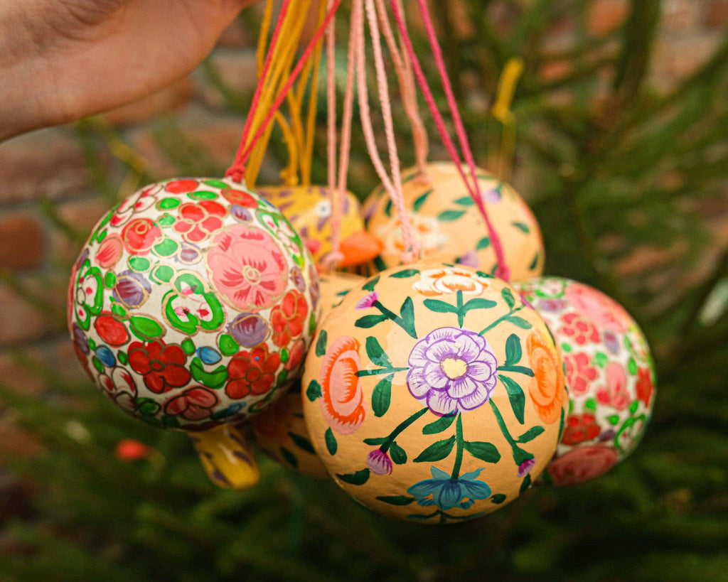 Peach Garden Bauble - Dear John