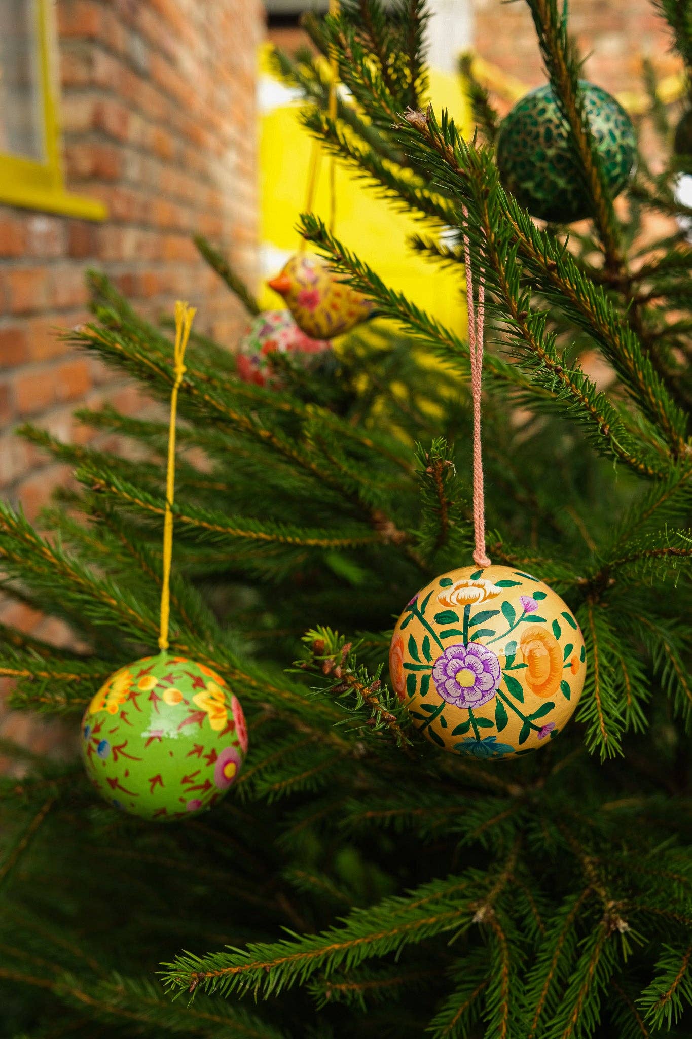 Peach Garden Bauble - Dear John