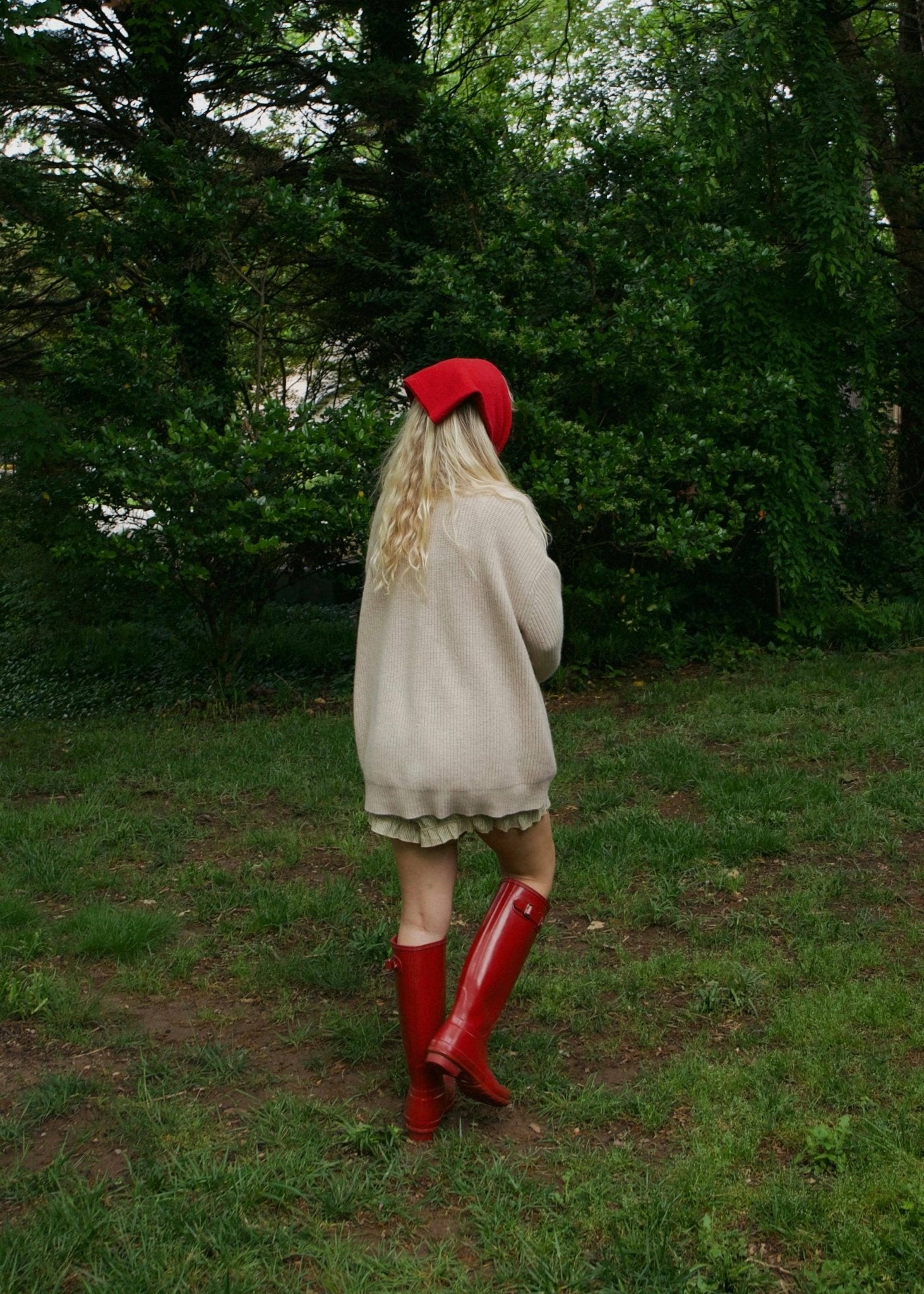 STRAWBERRY TRIANGLE SCARF - Dear John