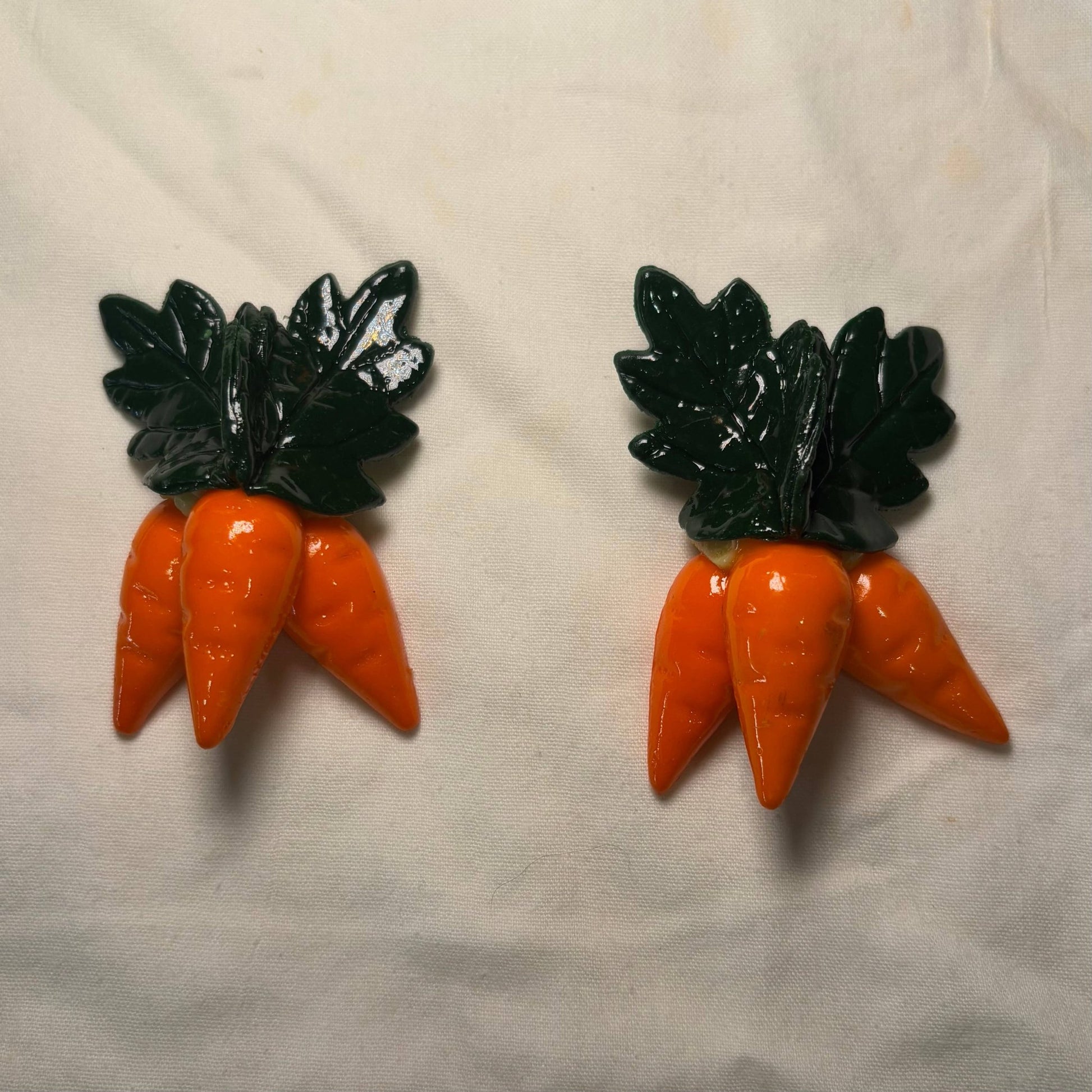 Triple Carrot Kitchen Magnet - Dear John