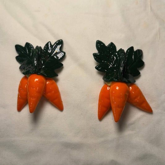 Triple Carrot Kitchen Magnet - Dear John